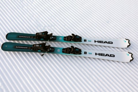 Narty Junior Head SUPERSHAPE TEAM EASY JRS + Wiązania JRS 4.5 GW dł. 87cm Narty Junior Head SUPERSHAPE TEAM EASY JRS + Wiązania JRS 4.5 GW dł. 87cm